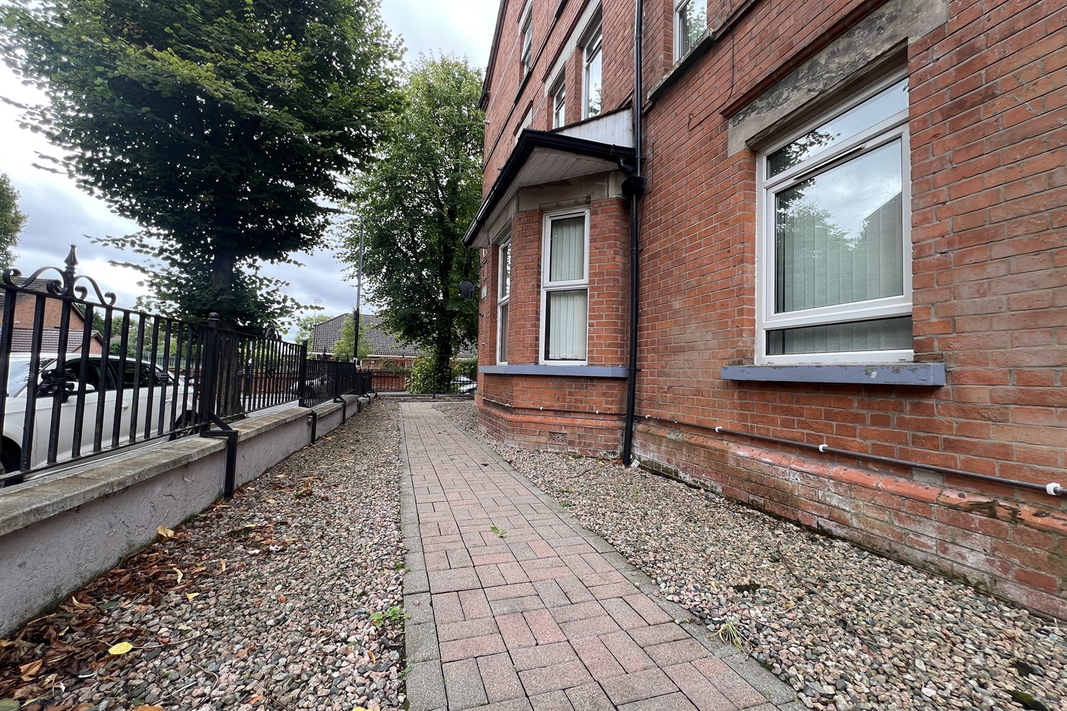 Flat 3 6 Glandore Avenue - Image 4