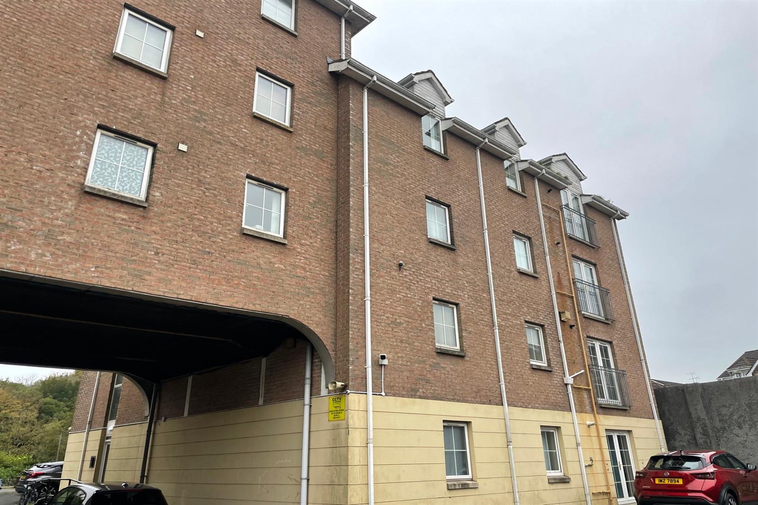 2 Bed Apartment - Image 1
