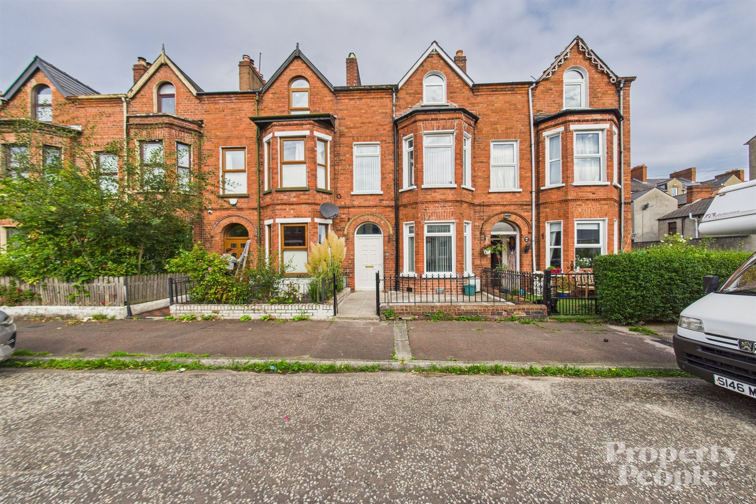 47 Cedar Avenue - Image 1