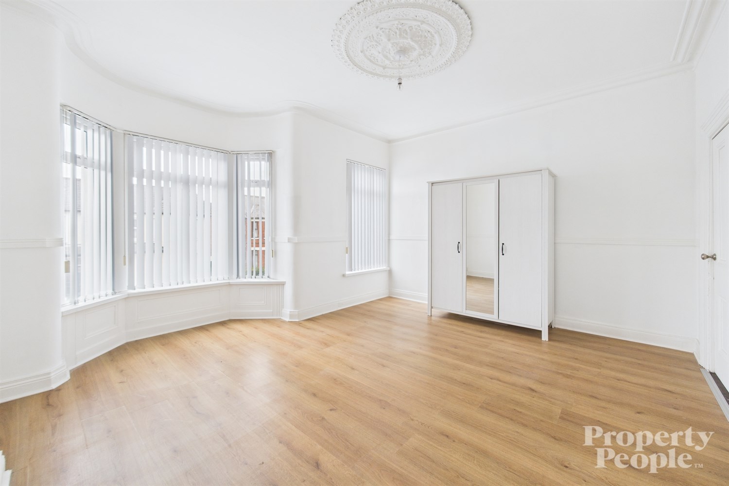 47 Cedar Avenue - Image 12