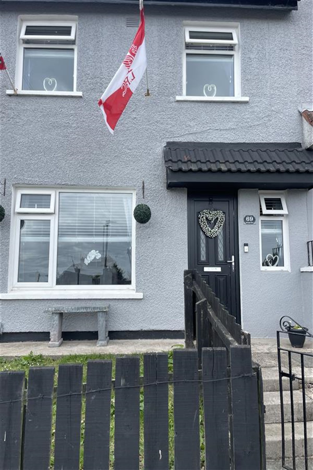 3 Bed Terrace House - Image 1