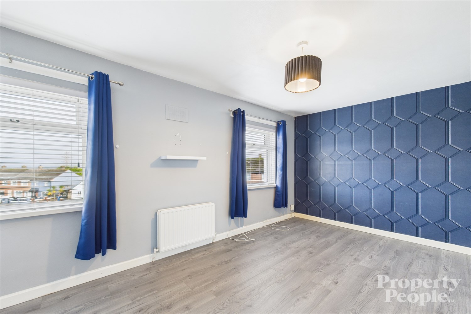 3 Bed Terrace House - Image 2