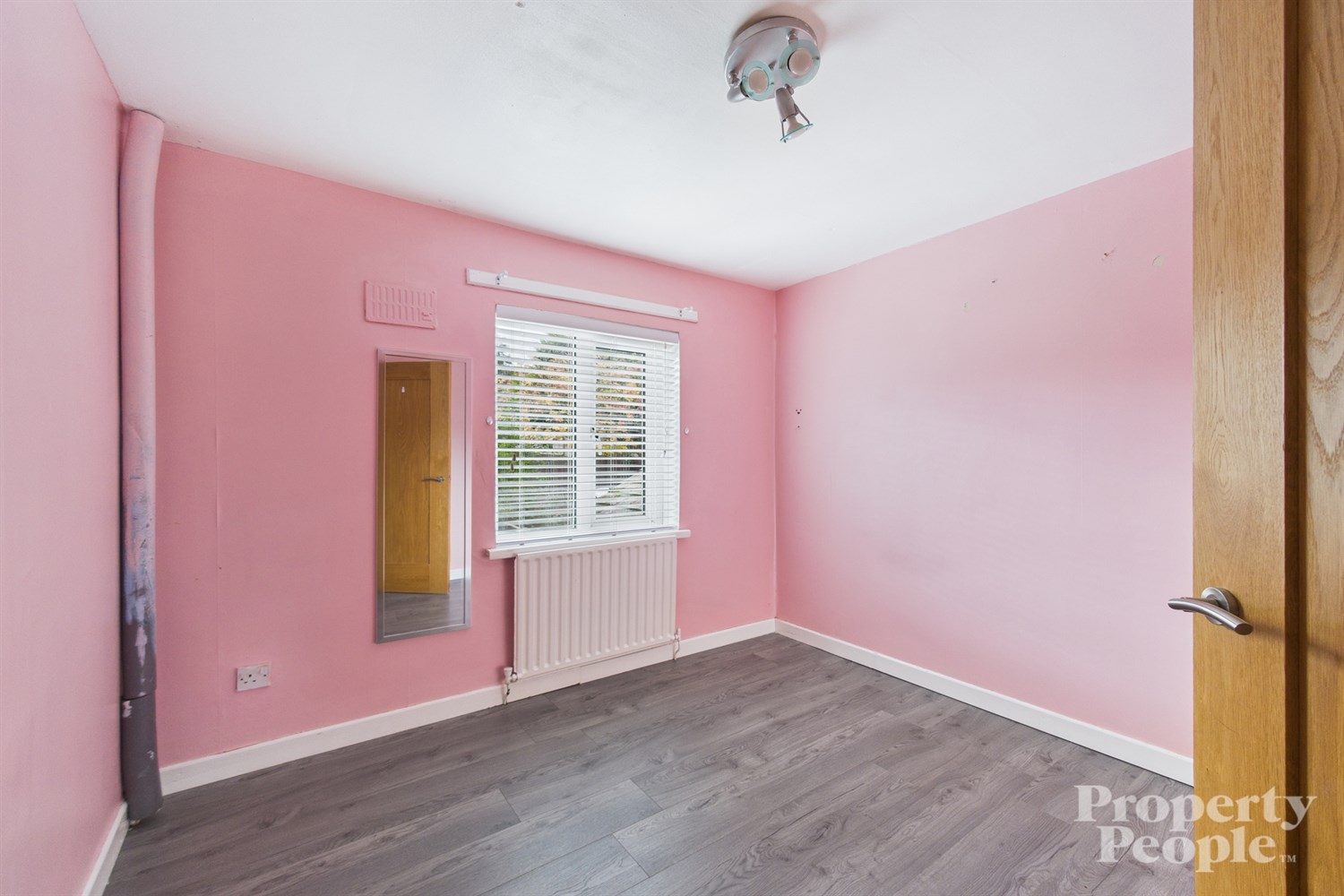 3 Bed Terrace House - Image 3