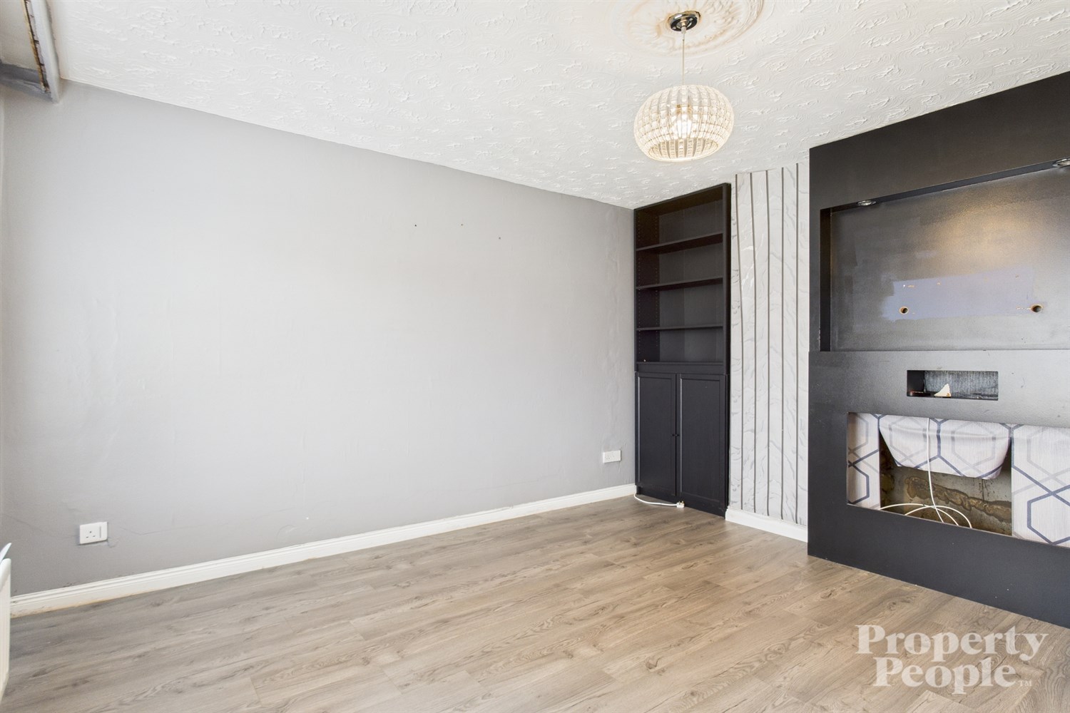 3 Bed Terrace House - Image 4