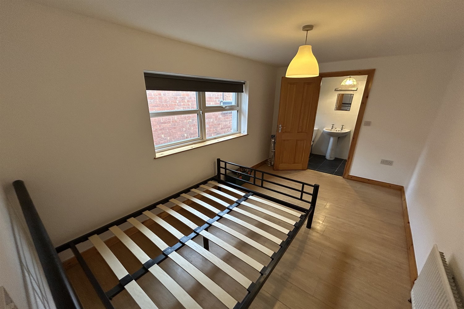 4 Bed Townhouse - Image 11