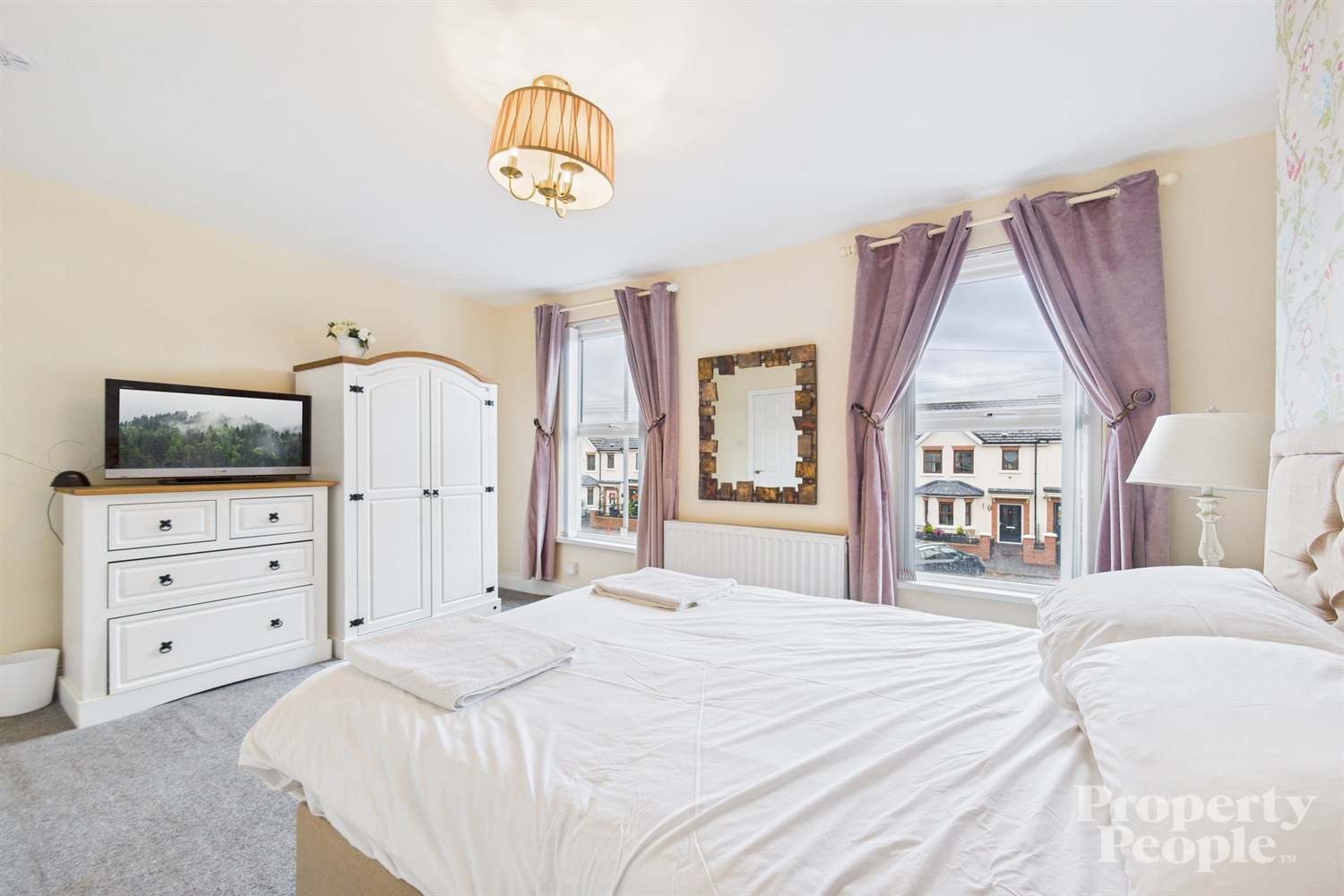 4 Bed Townhouse - Image 13