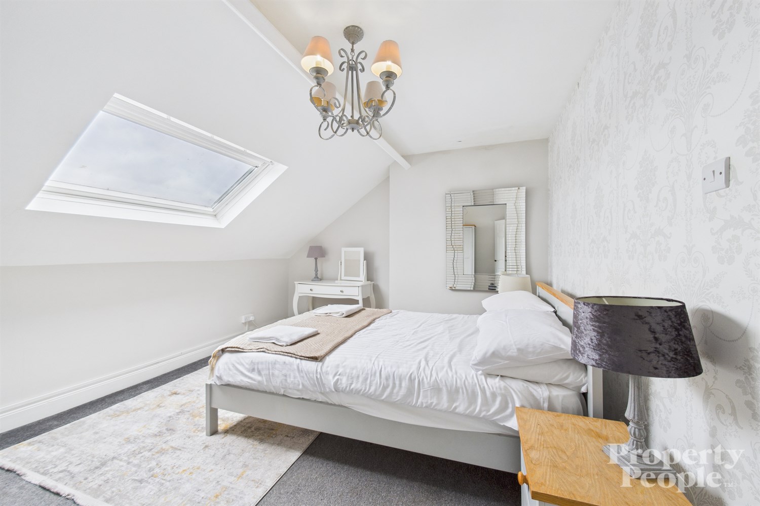 4 Bed Townhouse - Image 16
