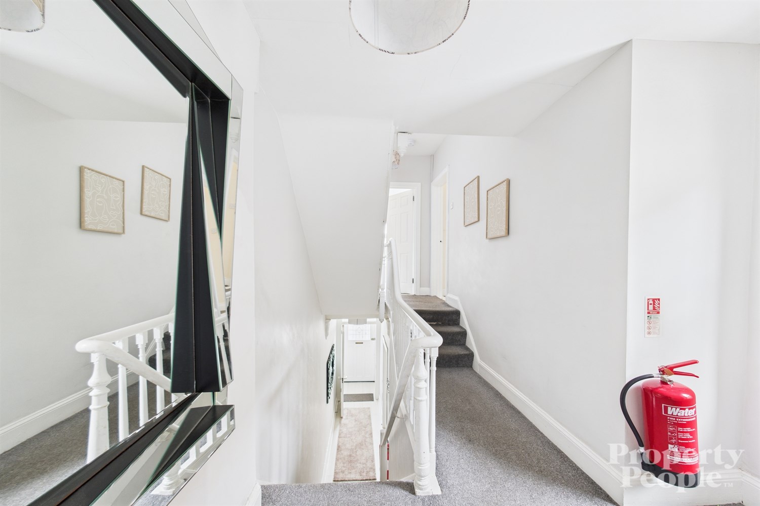 4 Bed Townhouse - Image 22