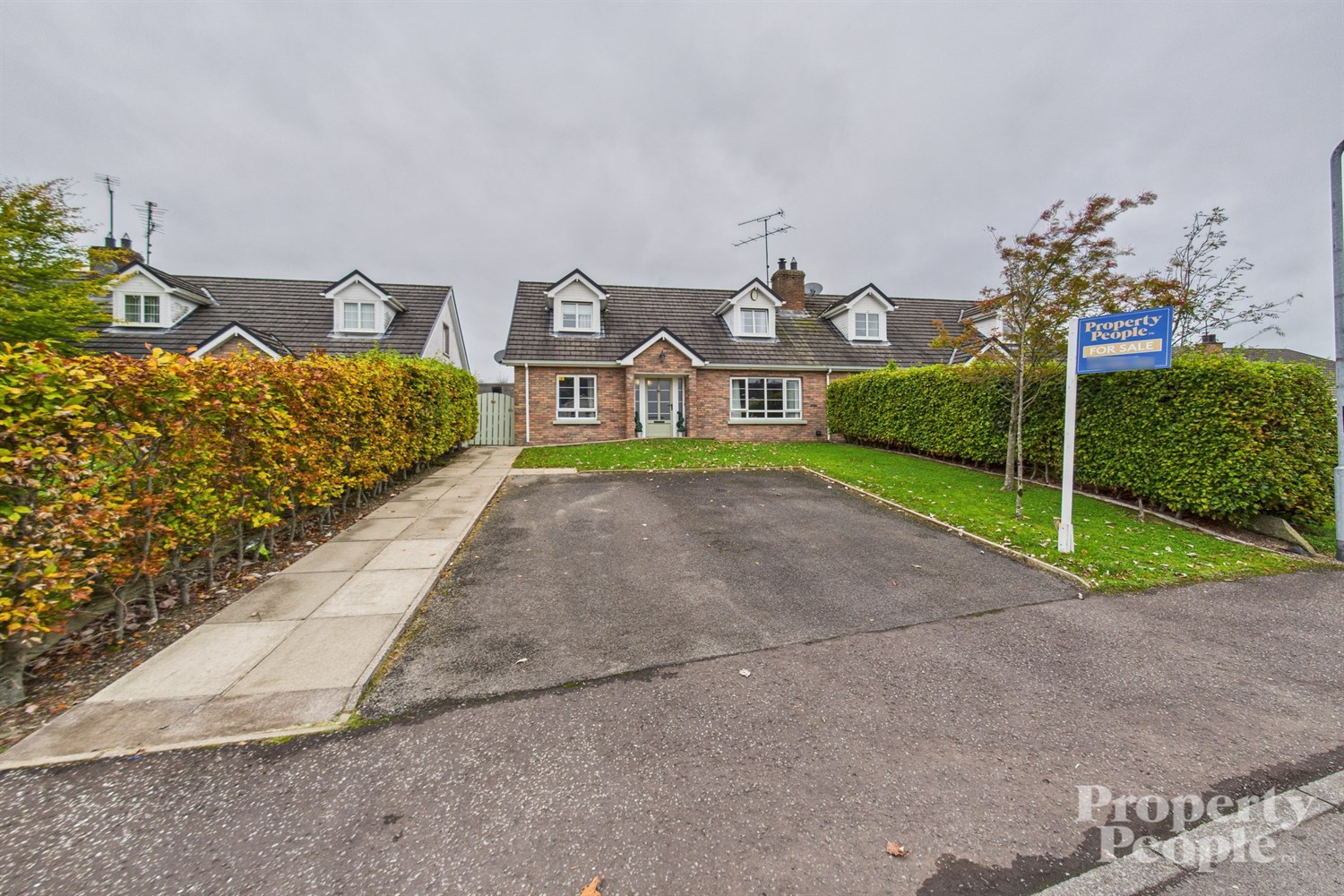 3 Bed Semi-detached House - Image 1