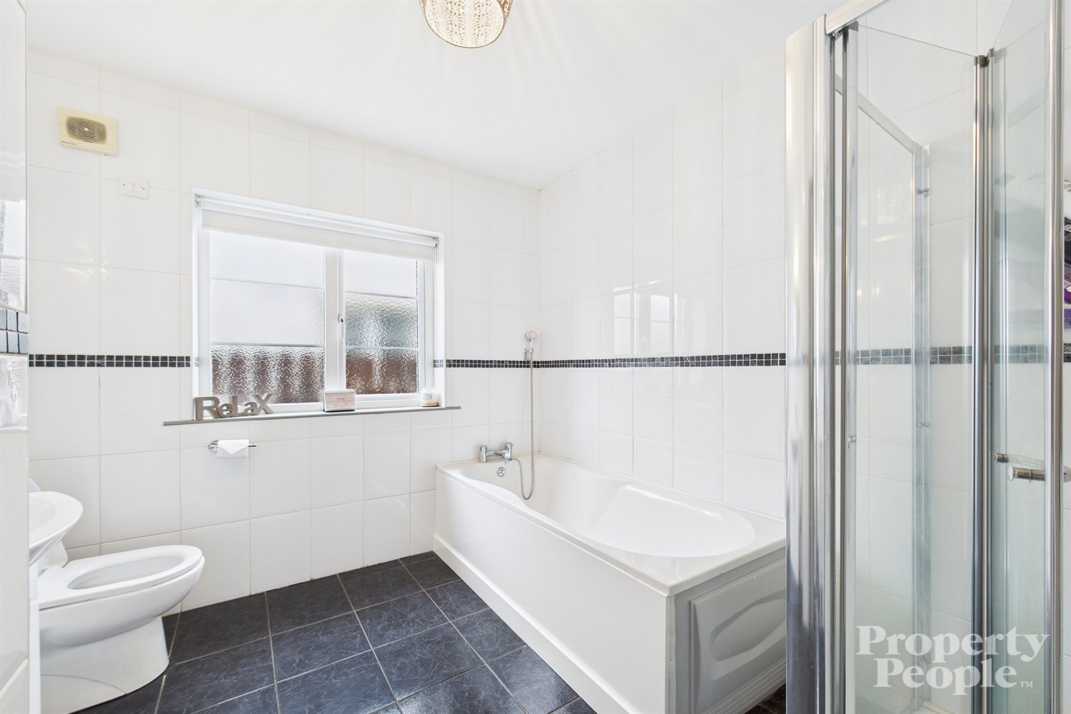 3 Bed Semi-detached House - Image 12