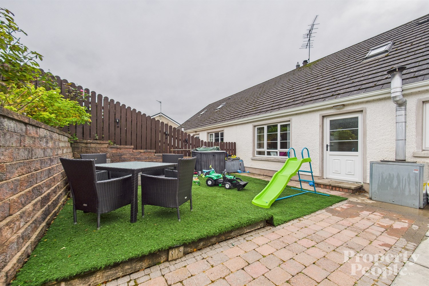3 Bed Semi-detached House - Image 16
