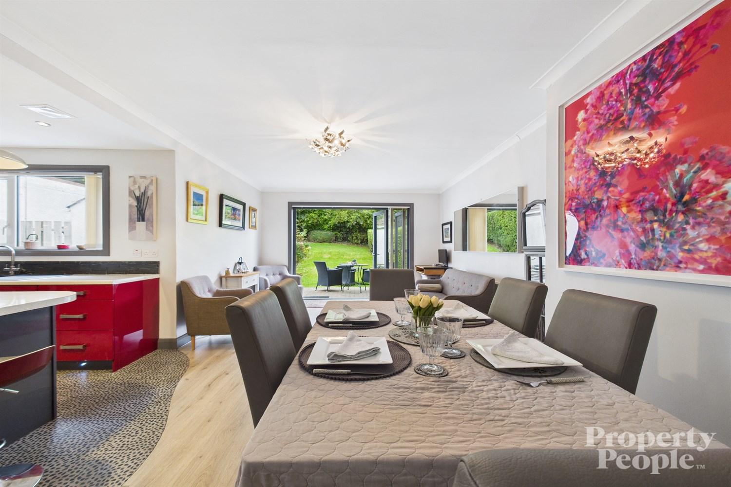 3 Bed Semi-detached House - Image 15