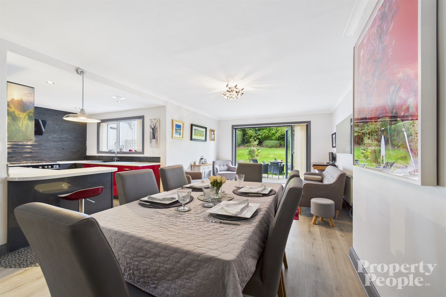 3 Bed Semi-detached House - Image 16