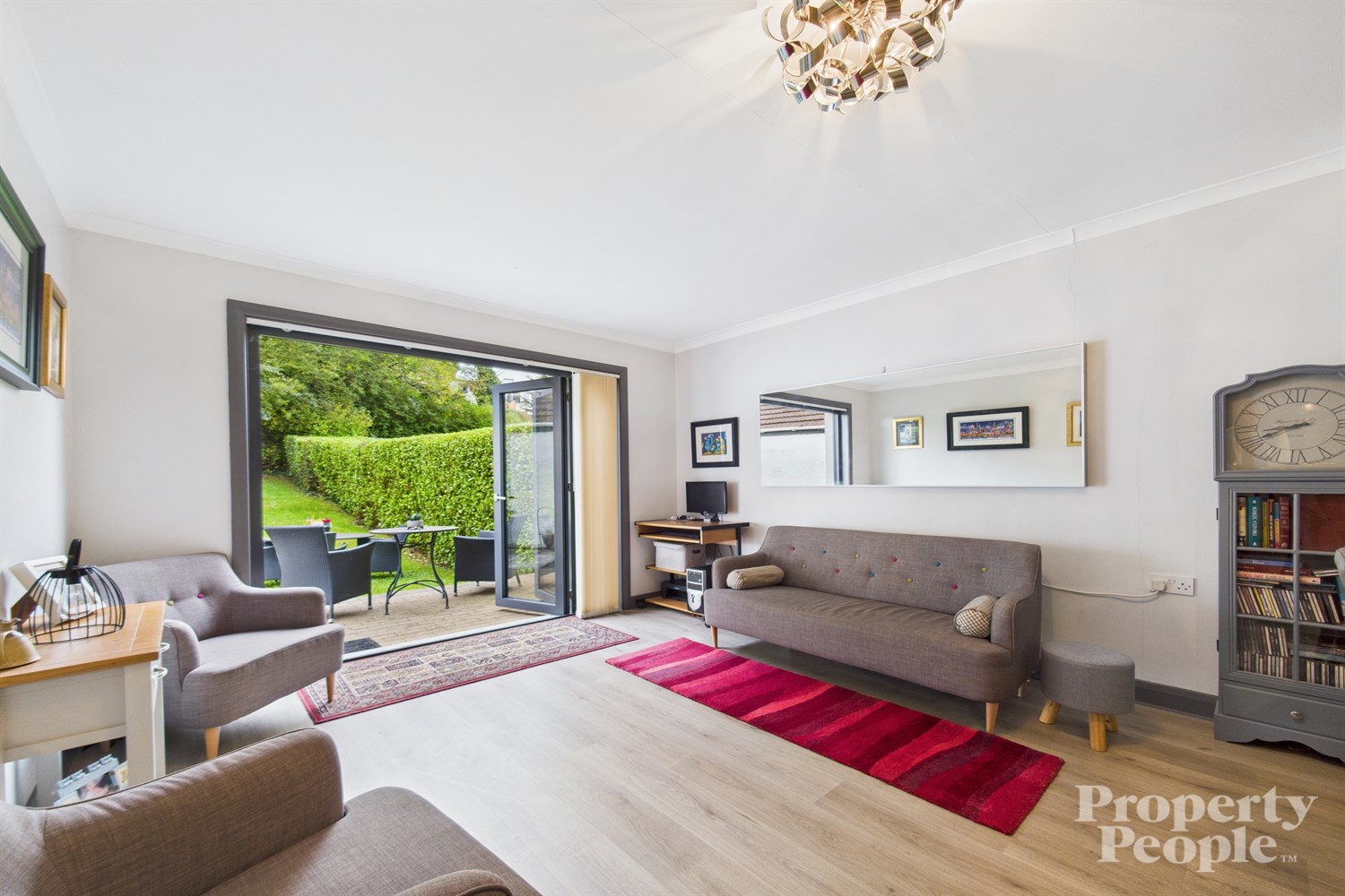 3 Bed Semi-detached House - Image 17