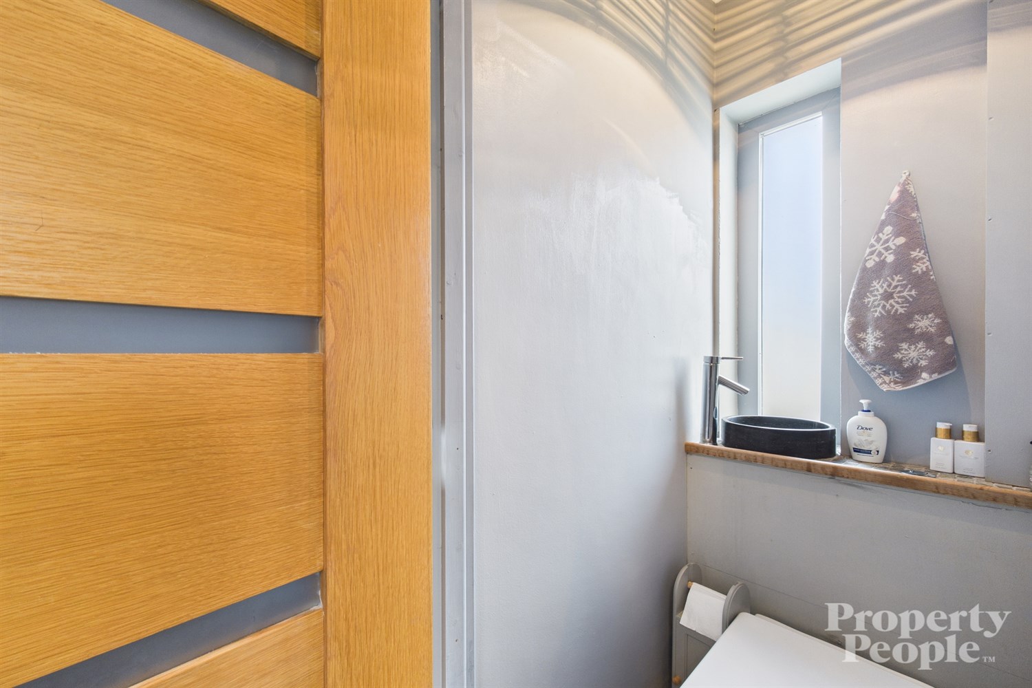 3 Bed Semi-detached House - Image 21