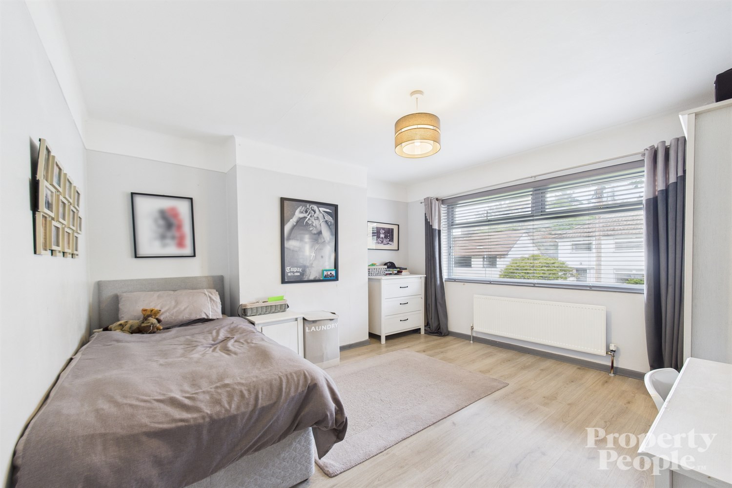 3 Bed Semi-detached House - Image 27