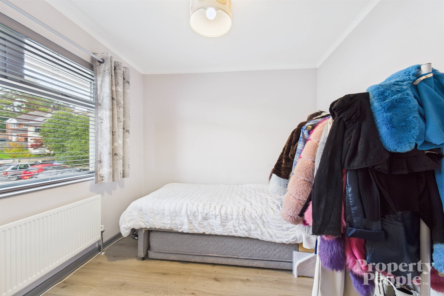 3 Bed Semi-detached House - Image 29