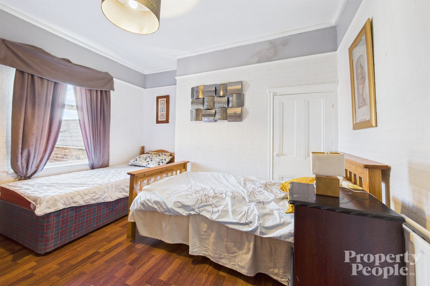 6 Bed Terrace House - Image 6