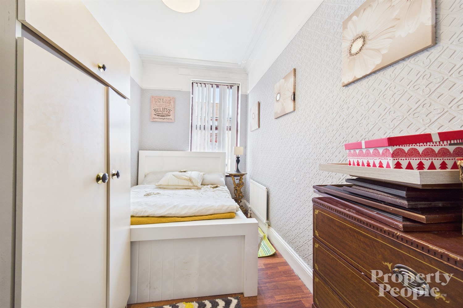 6 Bed Terrace House - Image 11