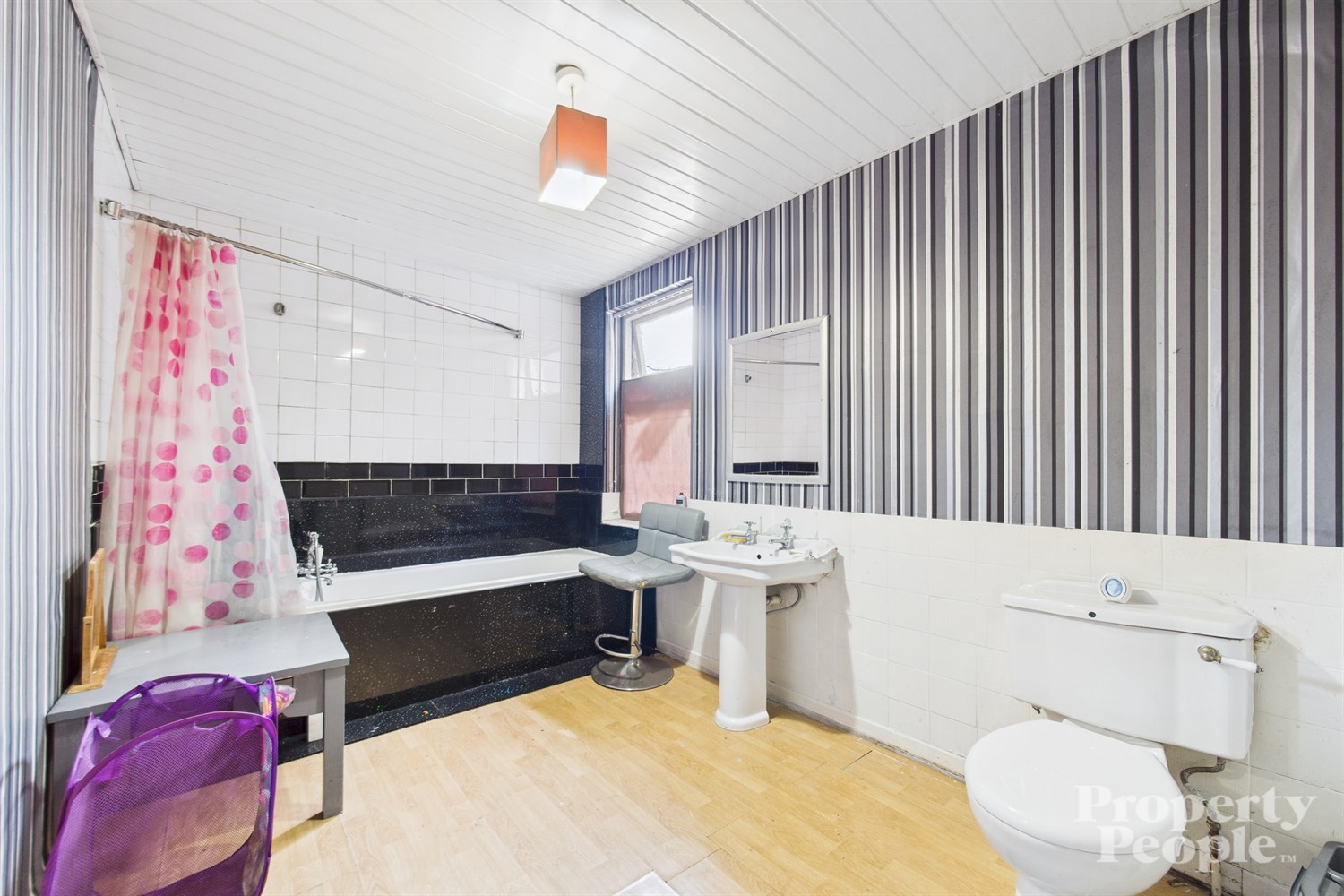 6 Bed Terrace House - Image 13