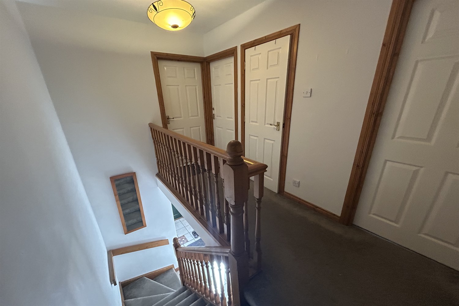 4 Bed Semi-detached House - Image 22