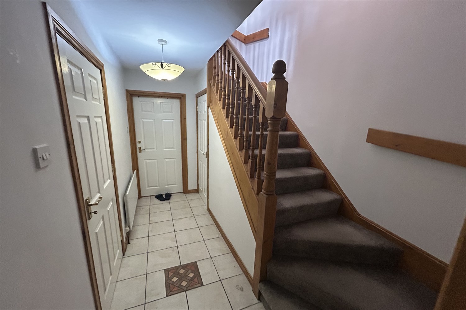 4 Bed Semi-detached House - Image 24