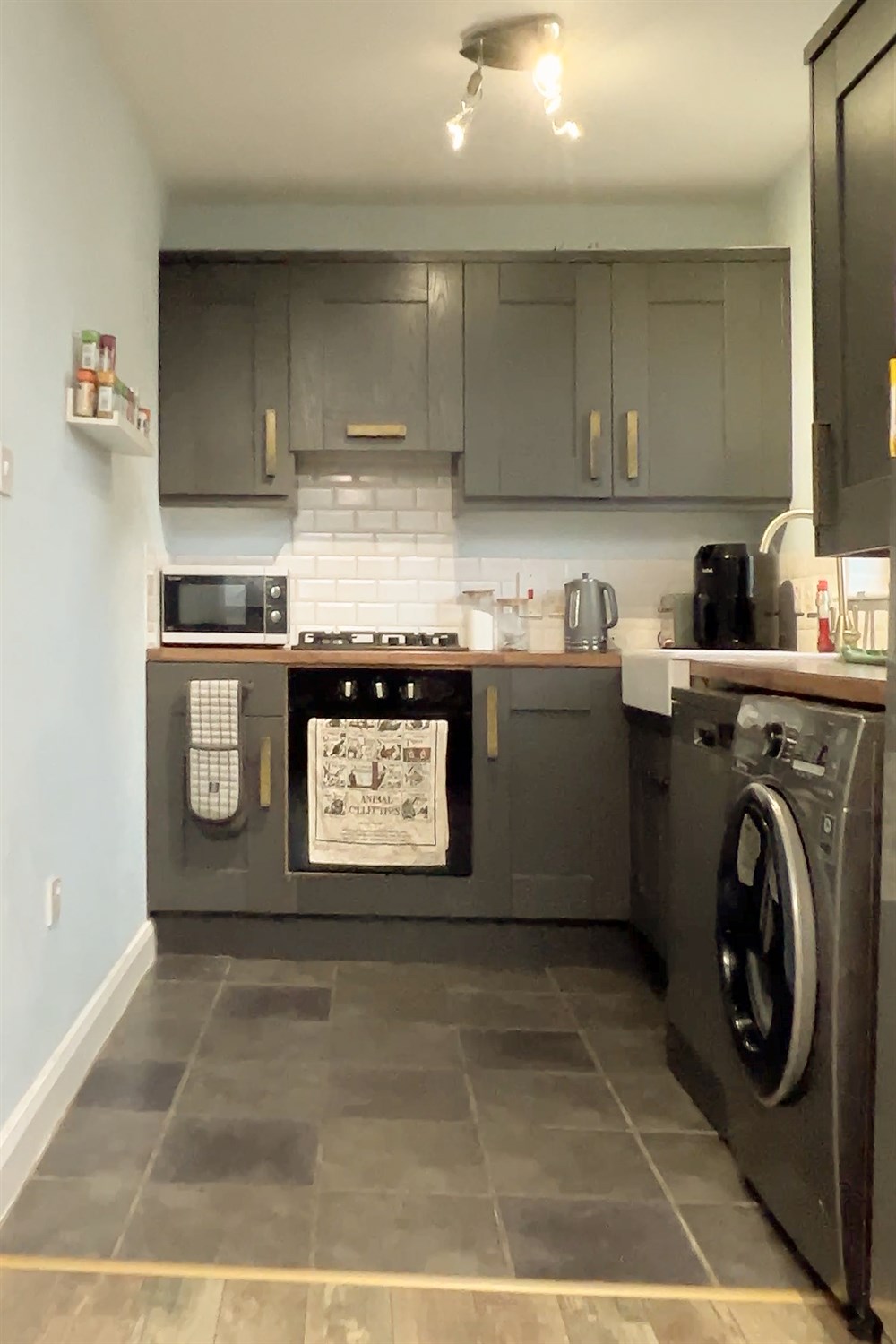 1 Bed Apartment - Image 7