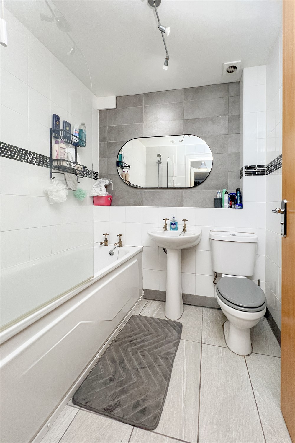 1 Bed Apartment - Image 11