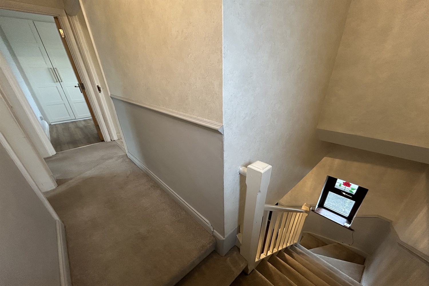 3 Bed End-terrace House - Image 25