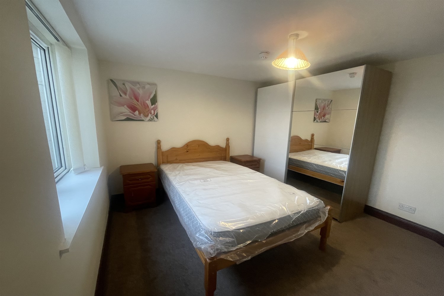 1 Bed Flat - Image 5