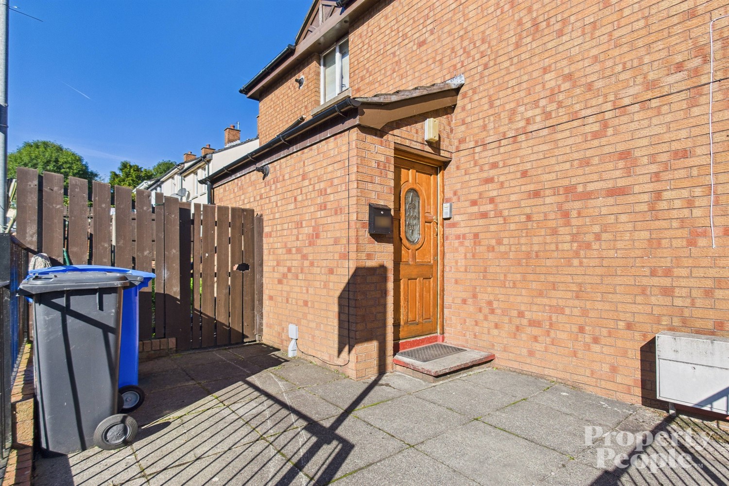 10 Waveney Heights - Image 2