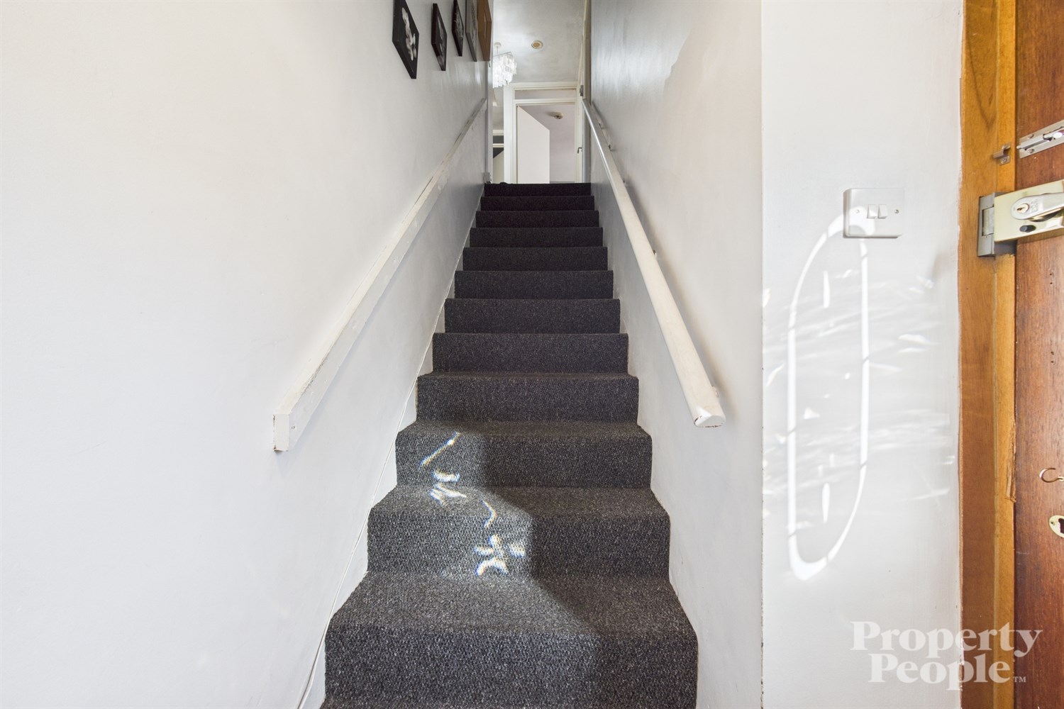 10 Waveney Heights - Image 3