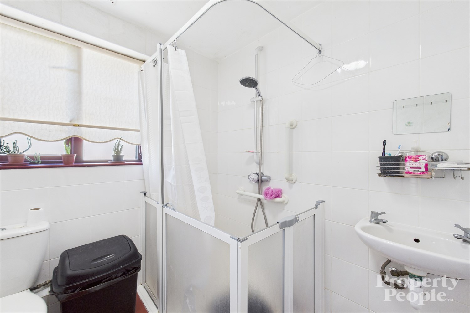 10 Waveney Heights - Image 14