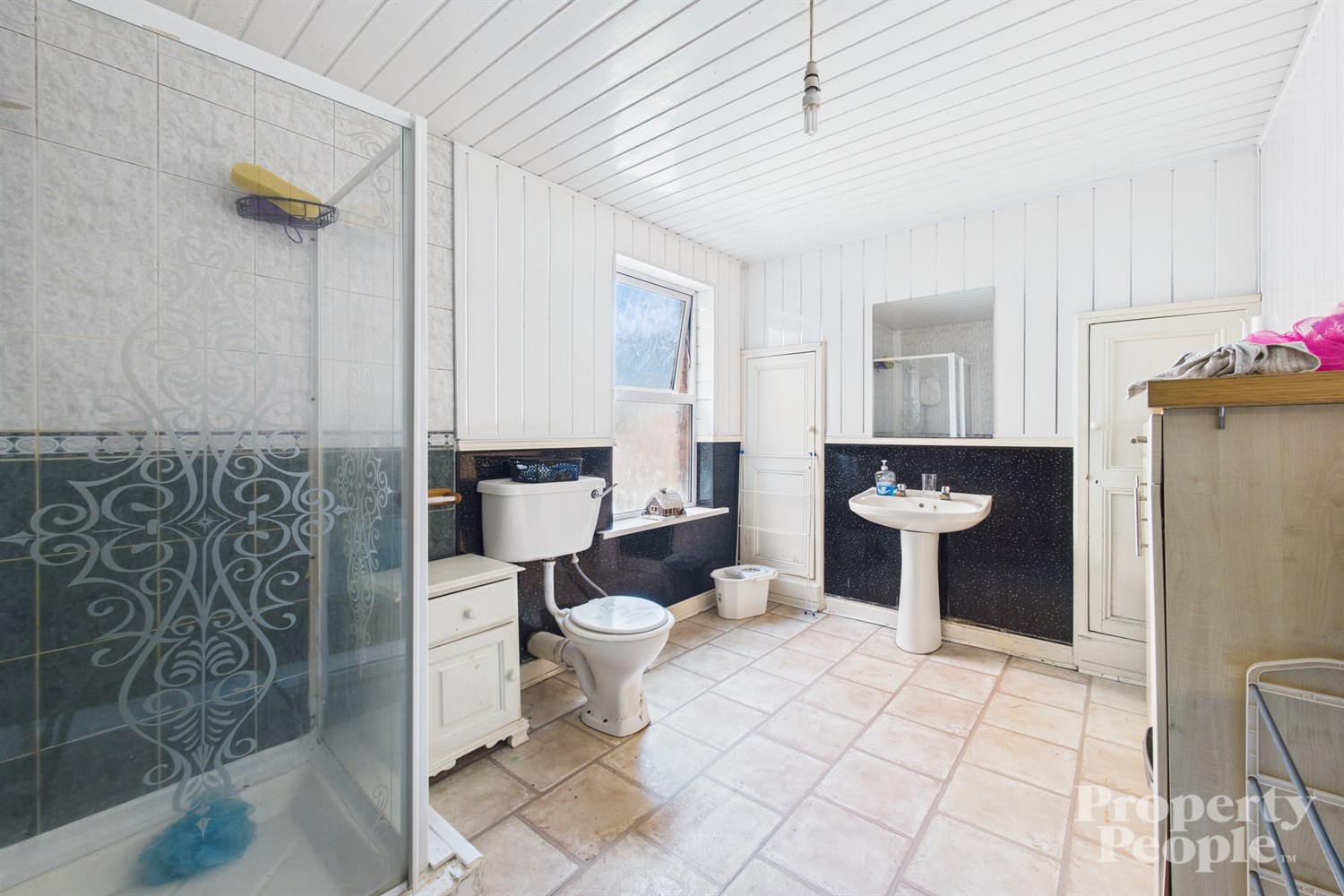 6 Bed Terrace House - Image 5