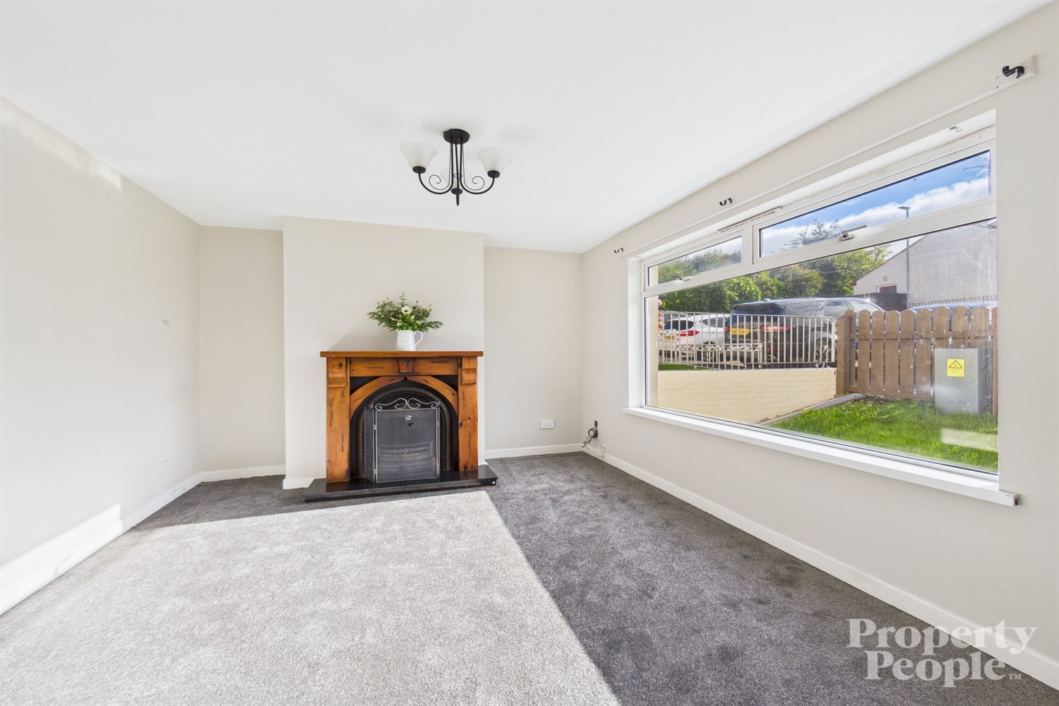 3 Bed Terrace House - Image 2