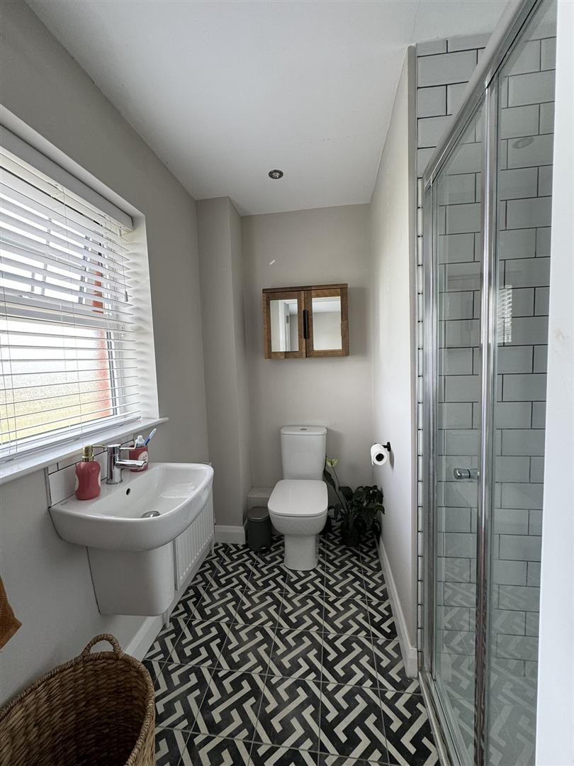 3 Rushfield Place - Image 15