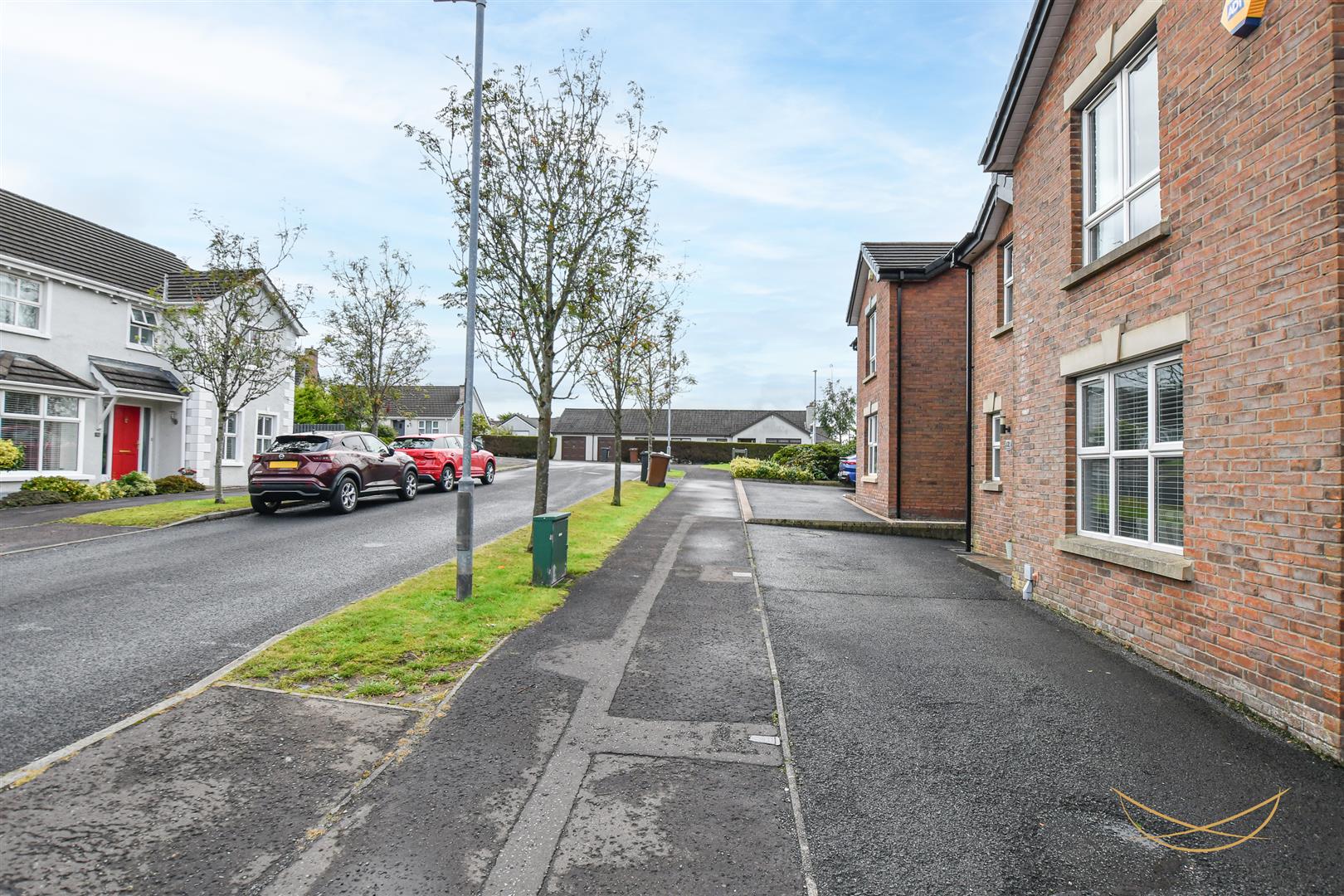 82 Gateside Manor - Image 2