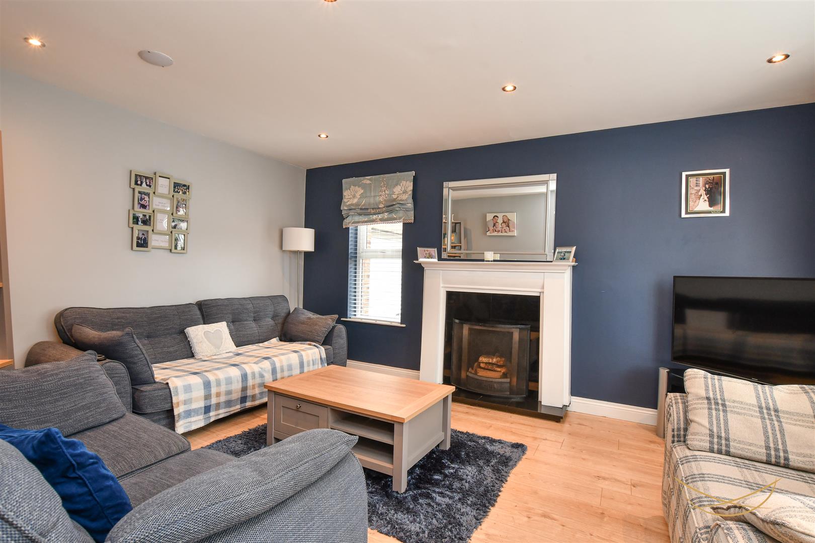 82 Gateside Manor - Image 5