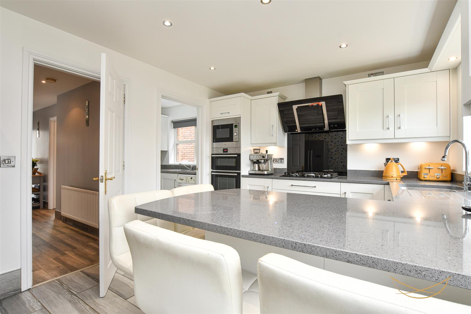 82 Gateside Manor - Image 17