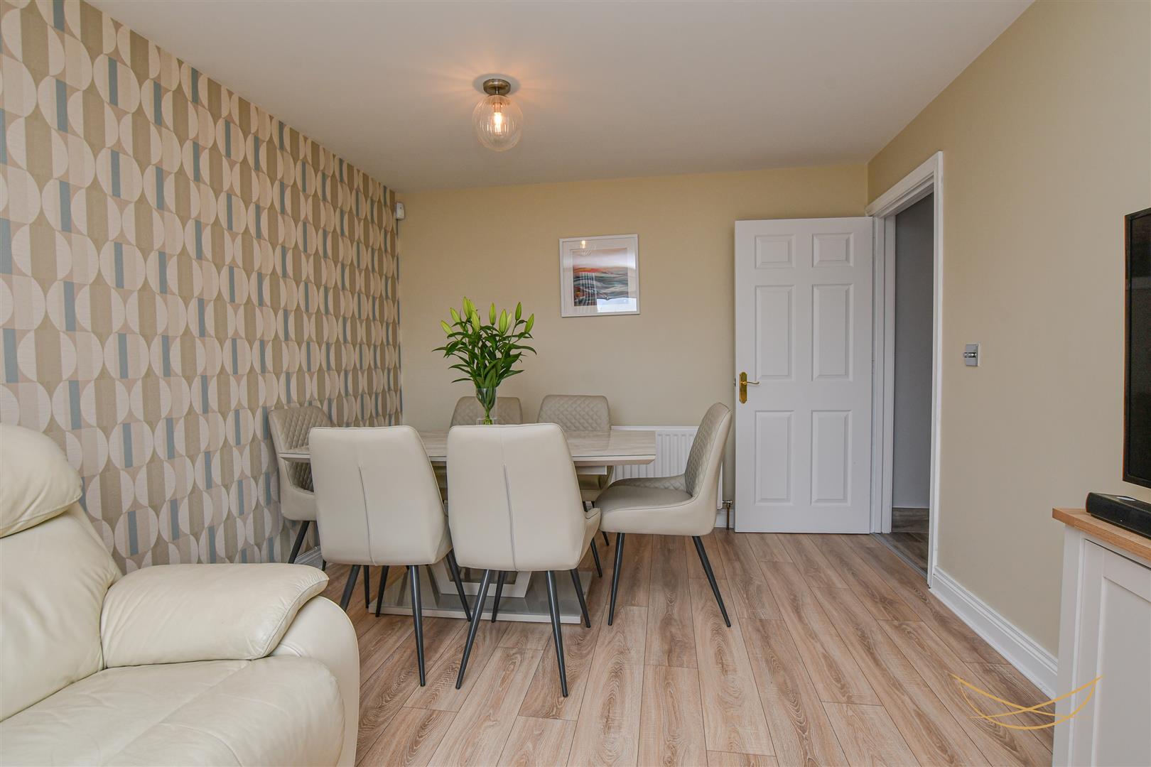 82 Gateside Manor - Image 23