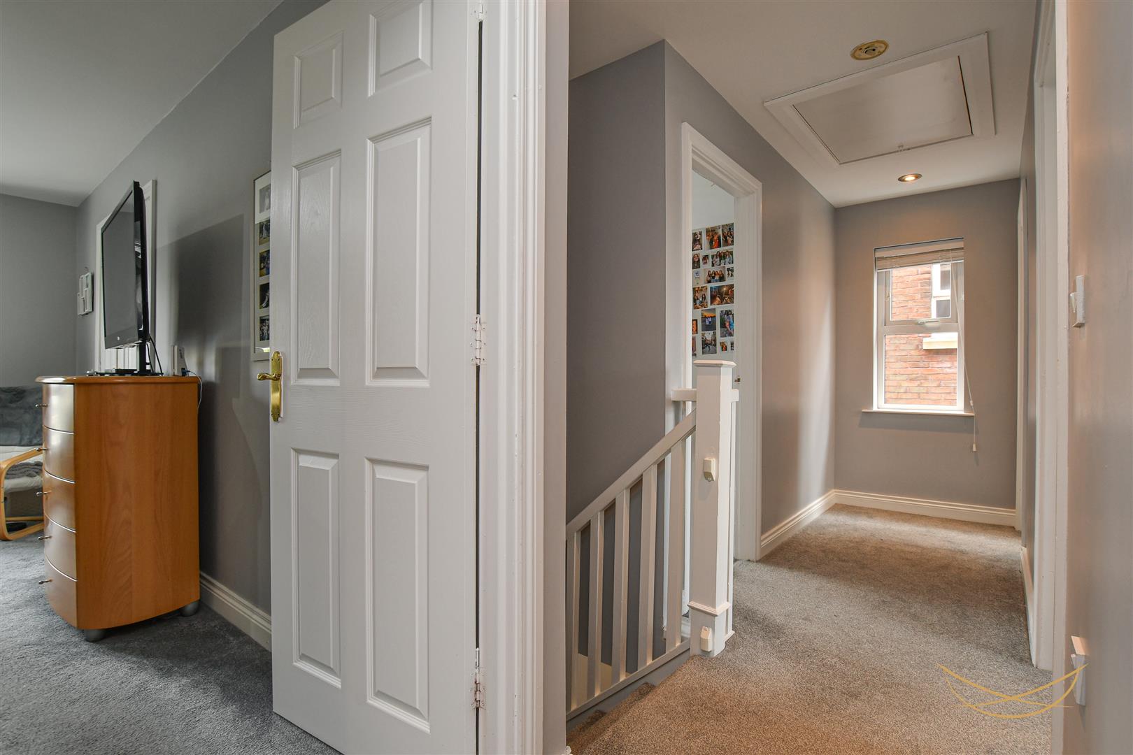 82 Gateside Manor - Image 25