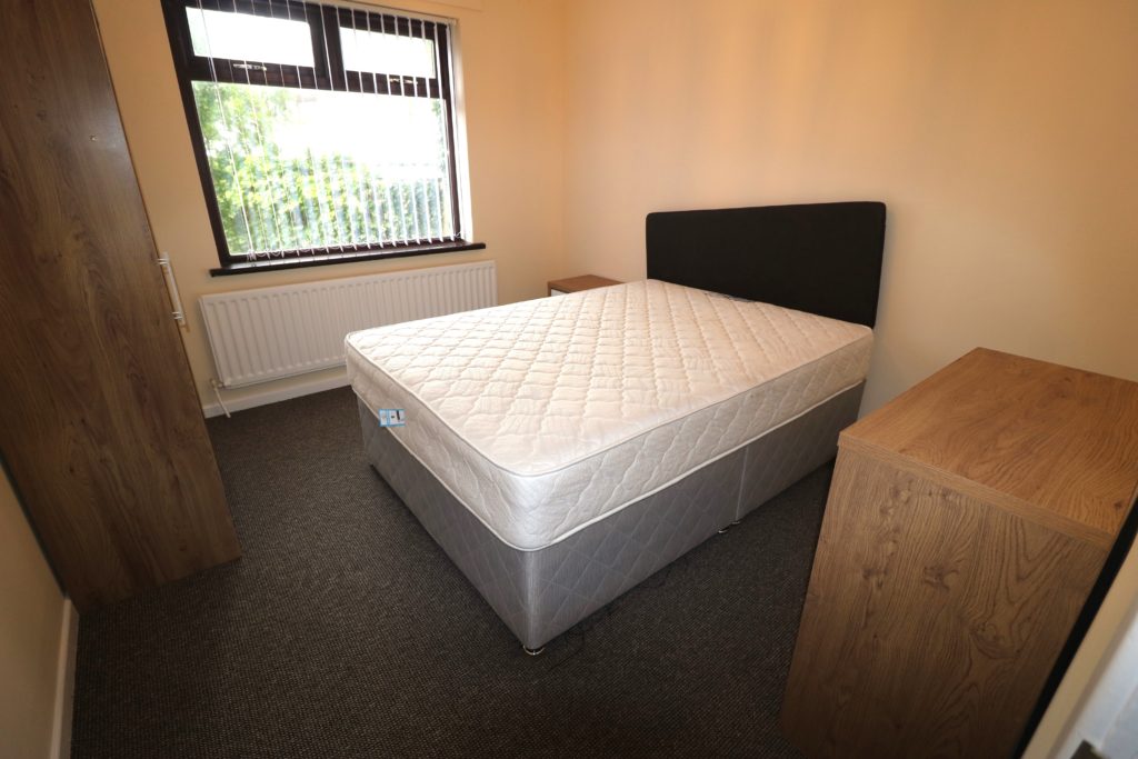 1 Shane Court - Image 8