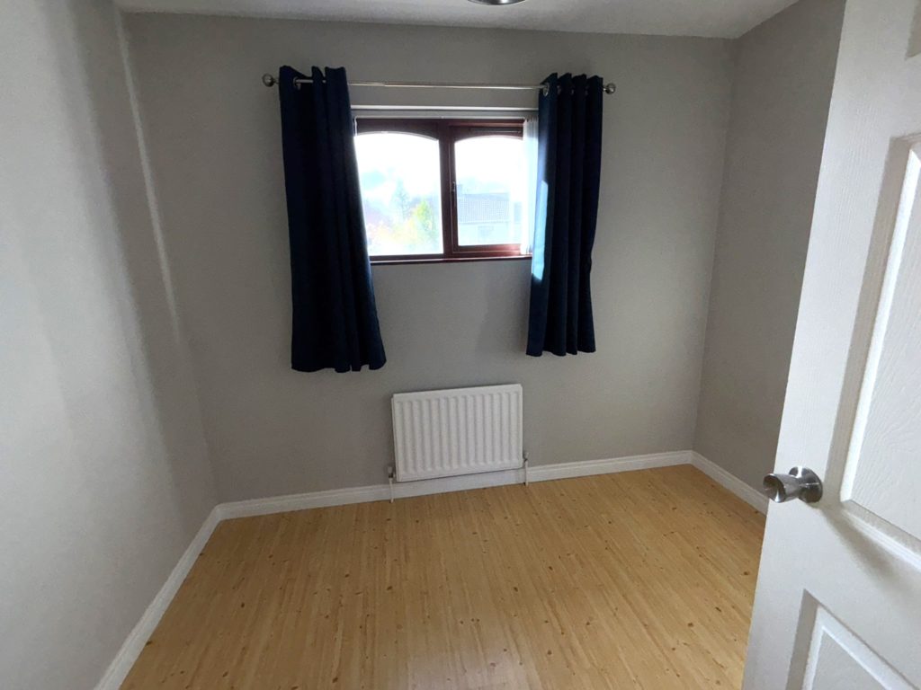 3 Kirkwood Manor - Image 4