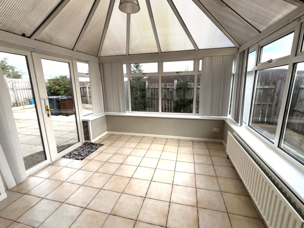 3 Kirkwood Manor - Image 5