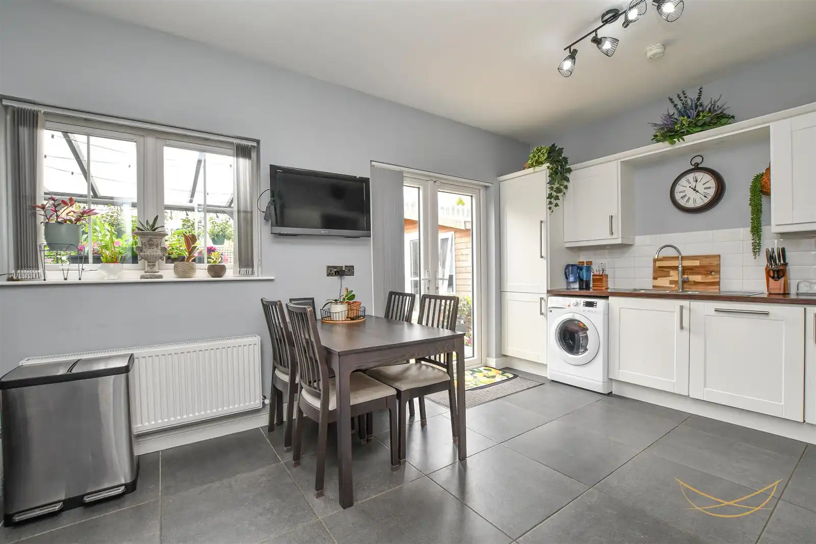 11 Blackrock Commons, Newtownabbey, BT36 4AE