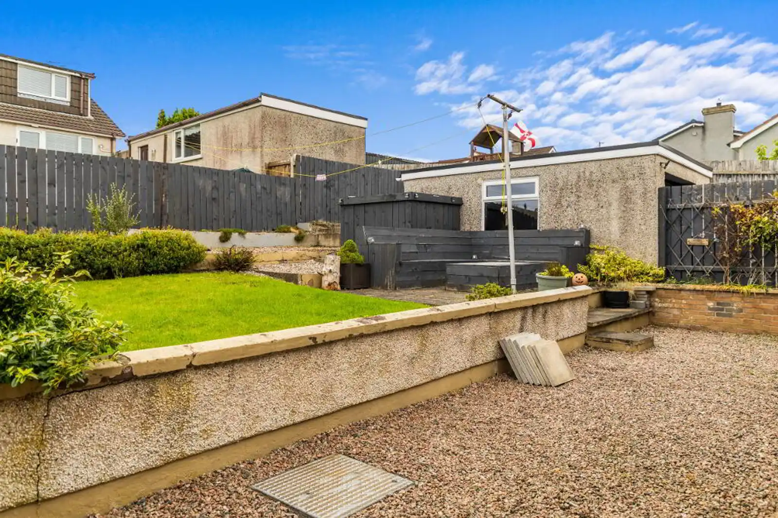 27 Sandmount Park, Galgorm, Ballymena, Antrim, BT42 1DS