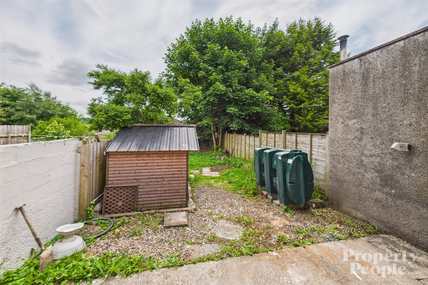  9 Sunnymede Park, Dunmurry,   Belfast,  BT17 0PU