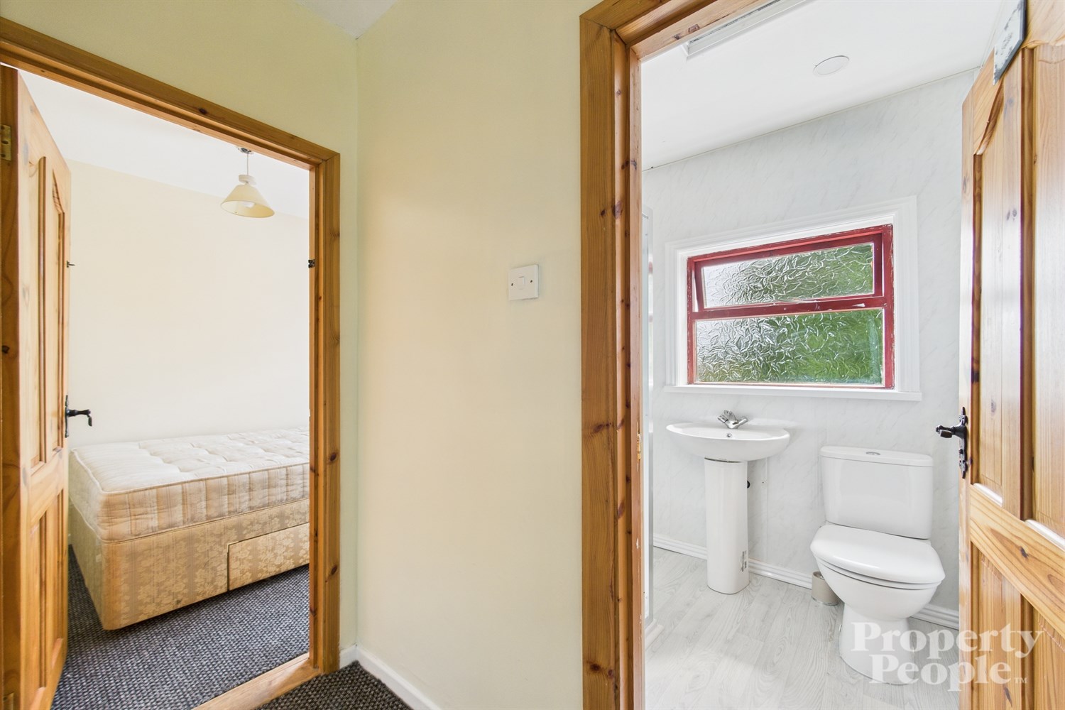  9 Sunnymede Park, Dunmurry,   Belfast,  BT17 0PU