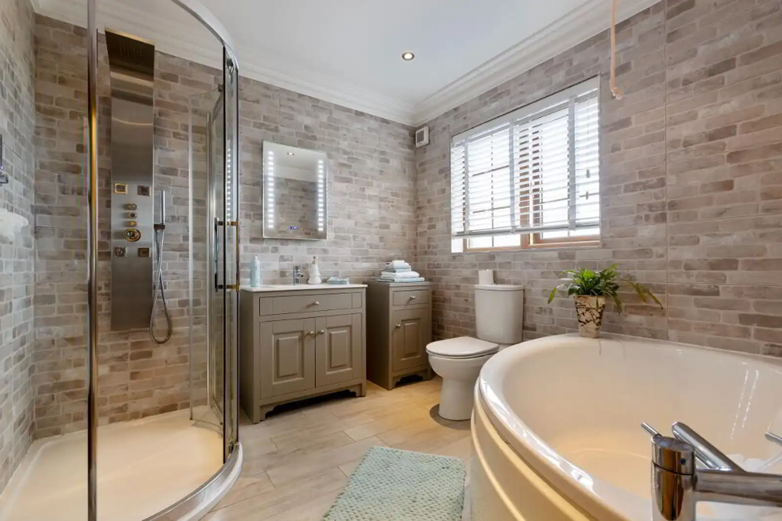 73 Glenleslie Road, Clough, Ballymena, Antrim, BT44 9RH
