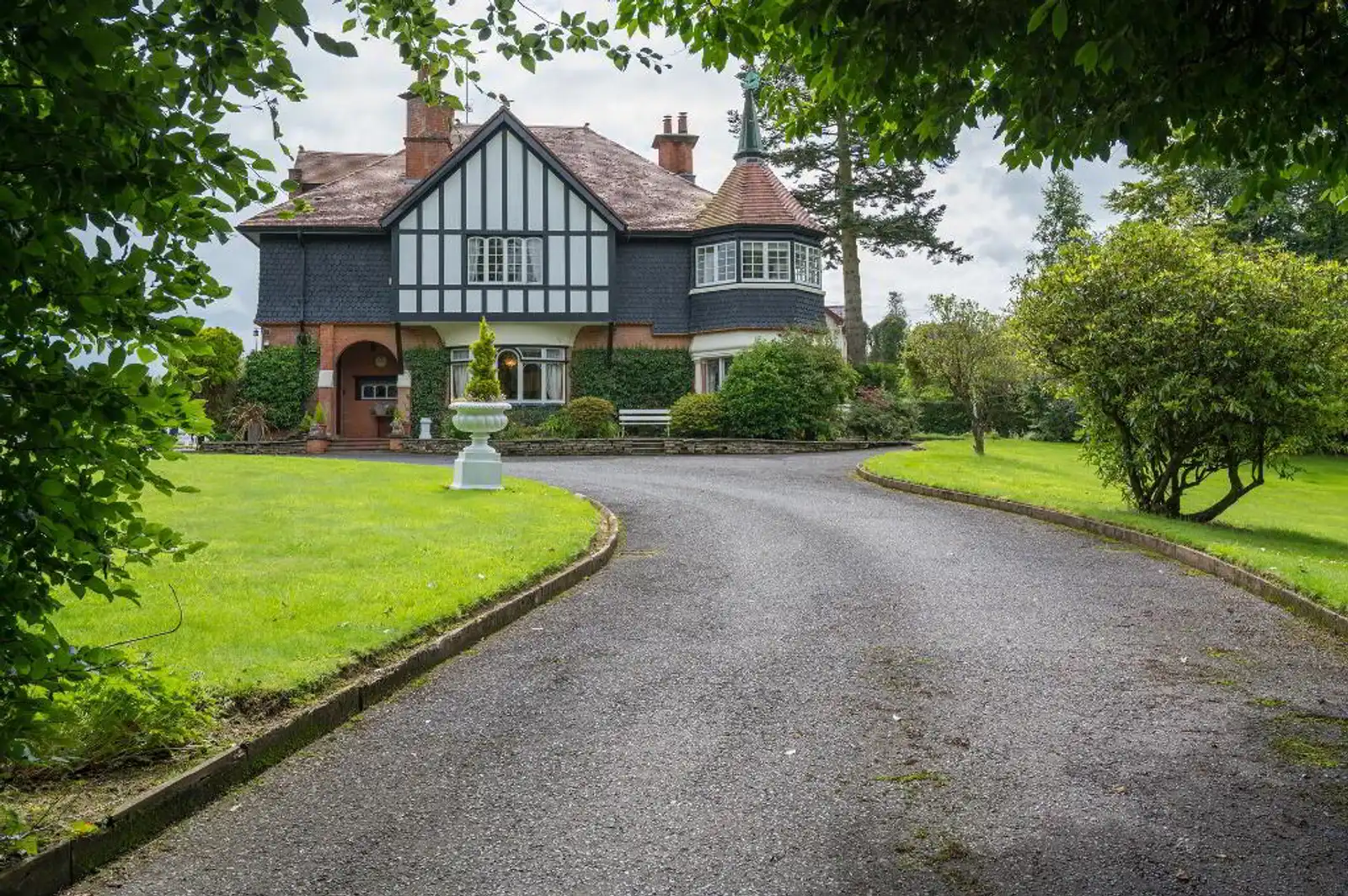 Red Dyke, 110 Galgorm Road, Ballymena, Antrim, BT42 1AE